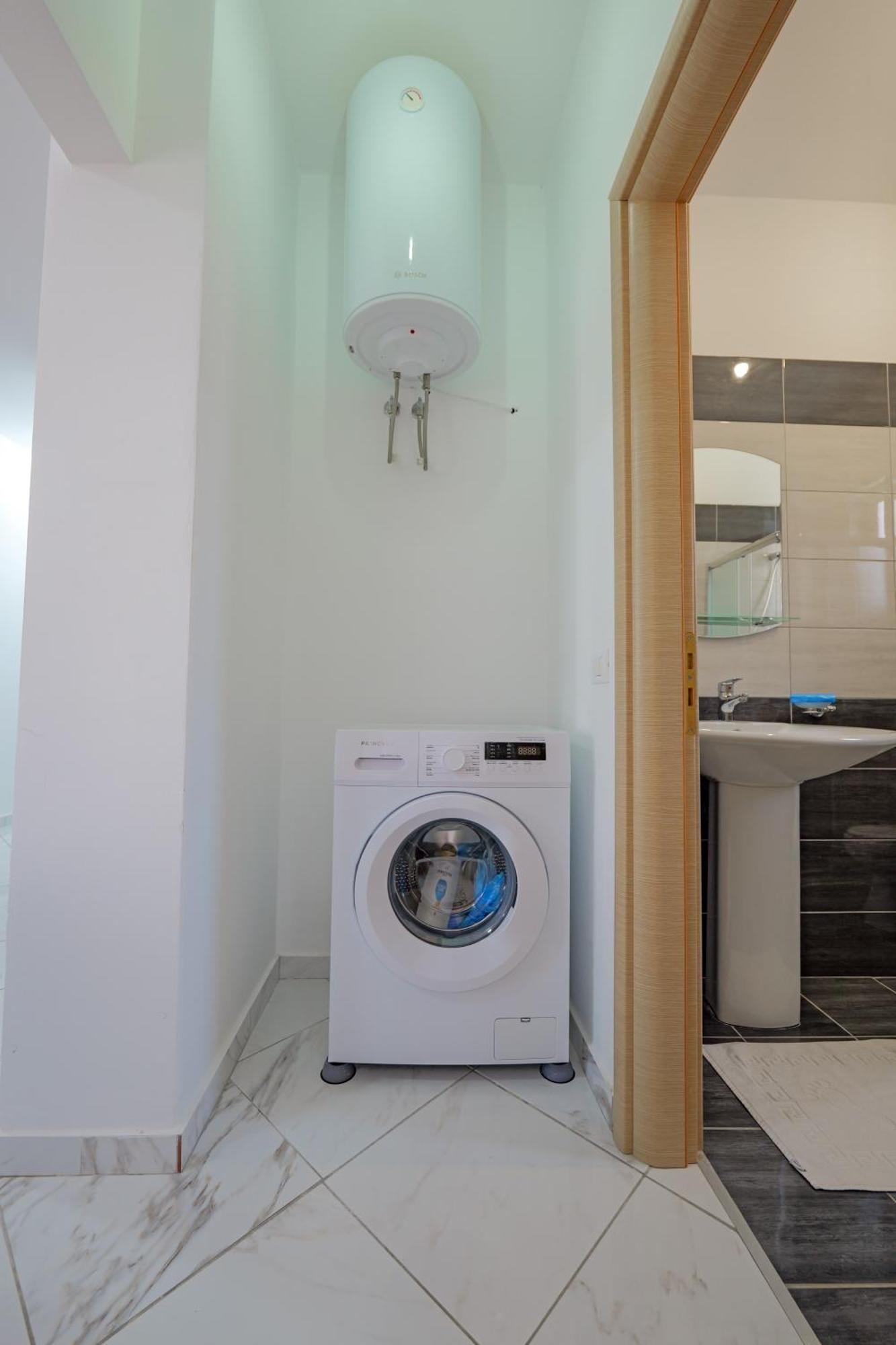 Valentina Apartment 1 ซารานเดอ ภายนอก รูปภาพ