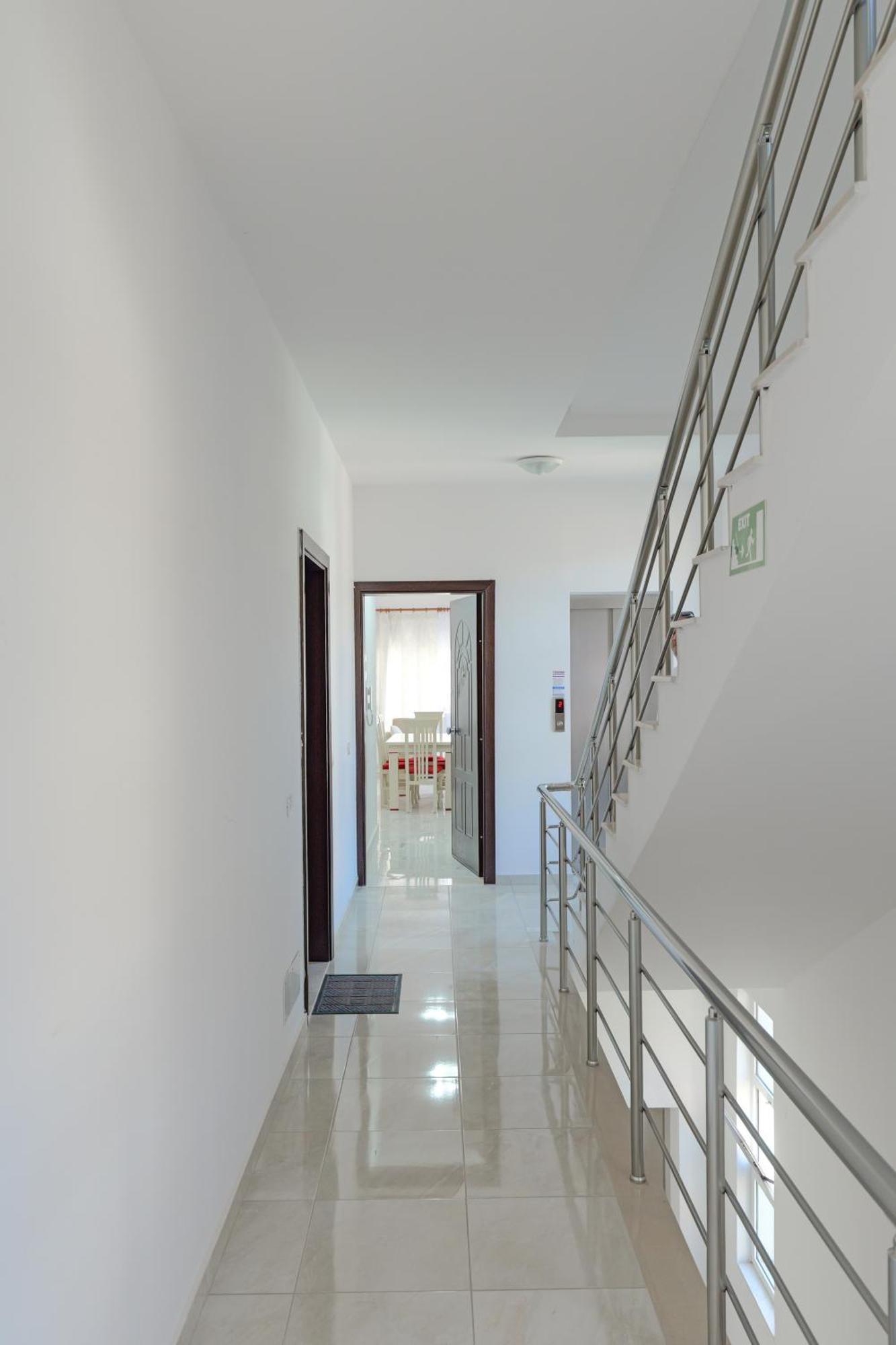 Valentina Apartment 1 ซารานเดอ ภายนอก รูปภาพ