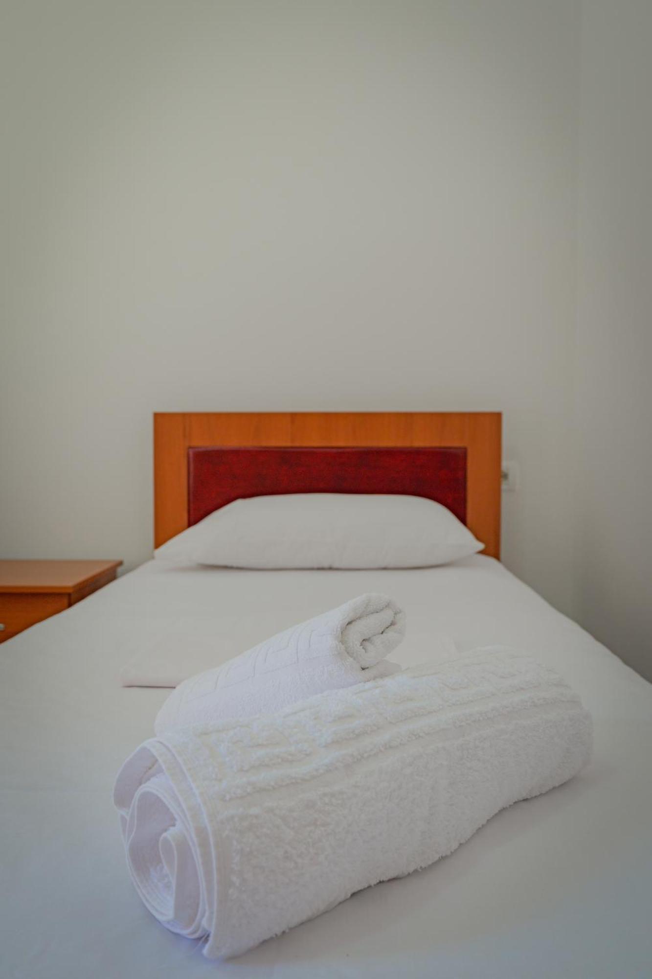 Valentina Apartment 1 ซารานเดอ ภายนอก รูปภาพ
